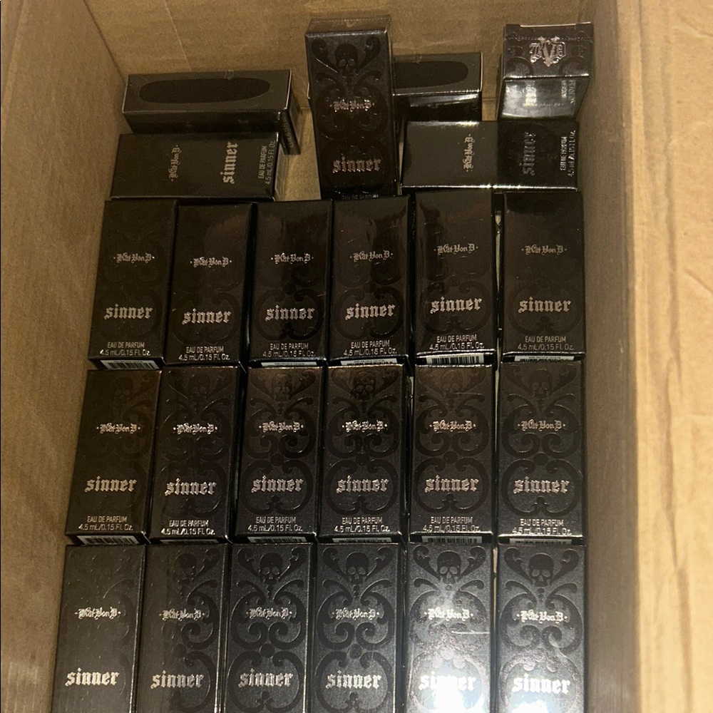 Kat Von D Sinner Fragrance Collection - Black
